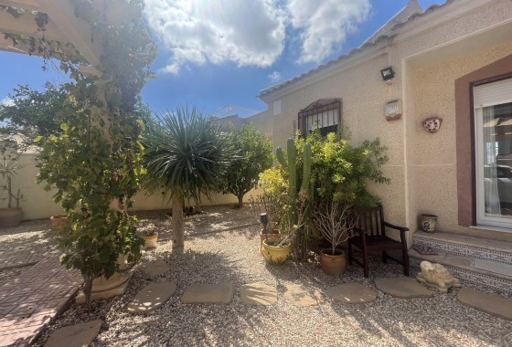 Resale - Detached Villa - Algorfa