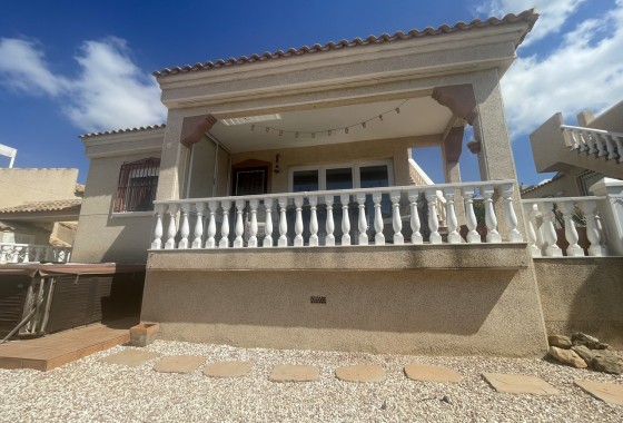 Resale - Detached Villa - Algorfa
