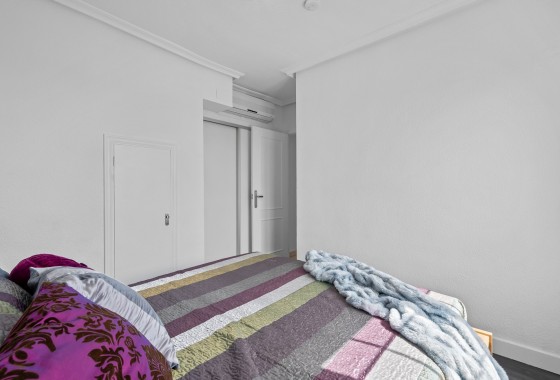 Revente - Appartement - Punta Prima