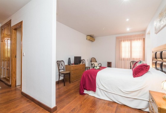 Revente - Villa - Elche - Corte Ingles