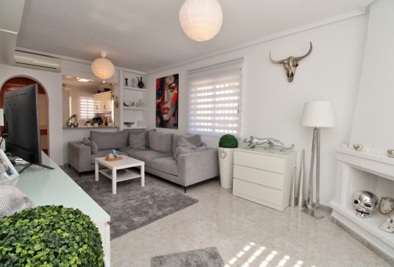 Resale - Detached Villa - Villamartin