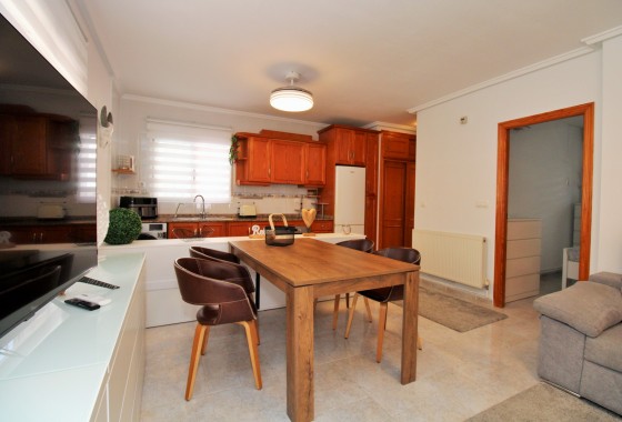 Resale - Detached Villa - Villamartin