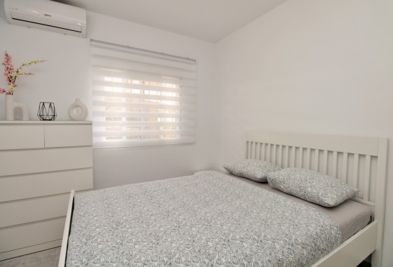 Resale - Detached Villa - Villamartin