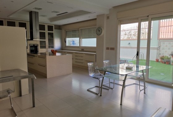 Revente - Villa - Orihuela Costa - Orihuela