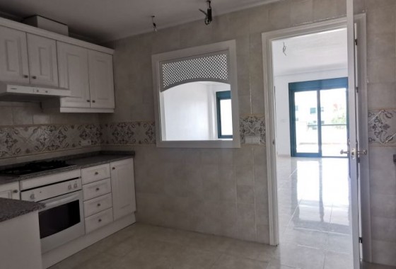 Resale - Apartment - Orihuela Costa