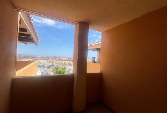 Resale - Apartment - Orihuela Costa