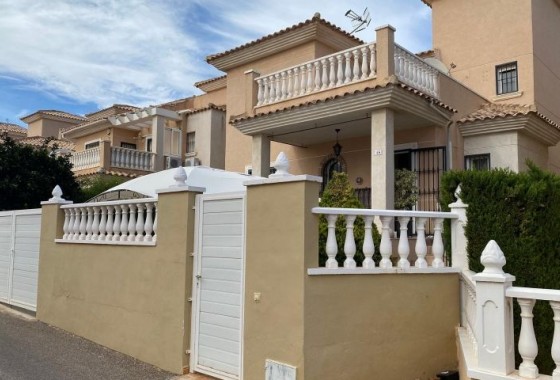 Resale - Detached Villa - Orihuela Costa