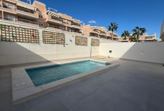 Revente - Villa - Orihuela Costa