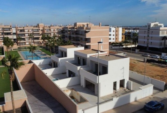 Revente - Villa - Orihuela Costa