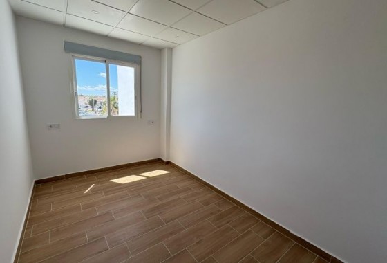 Resale - Apartment - Orihuela Costa