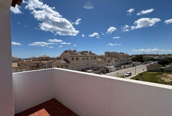 Resale - Apartment - Orihuela Costa