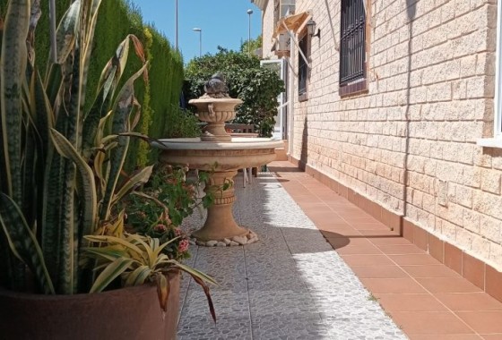 Revente - Villa - Pilar de la Horadada