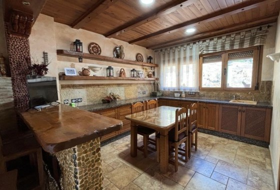 Resale - Detached Villa - Redován