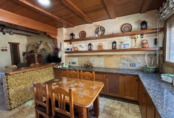 Resale - Detached Villa - Redován