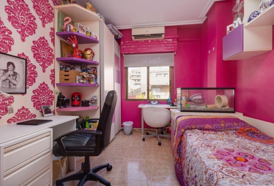 Revente - Appartement - Torrevieja - Centro - Muelle Pesquero