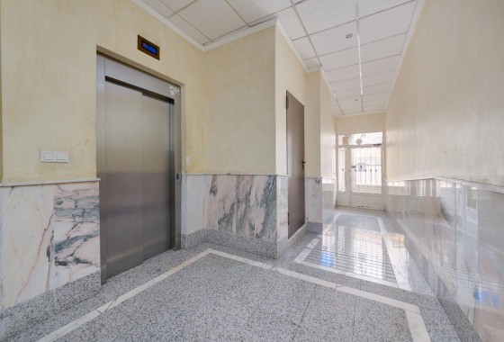 Revente - Appartement - Torrevieja - Centro - Muelle Pesquero