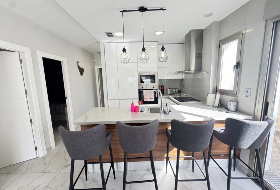 Revente - Villa - Villamartin