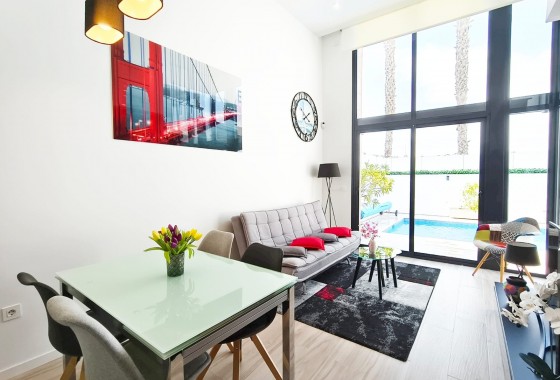 Revente - Villa - Orihuela Costa - Lomas de Cabo Roig