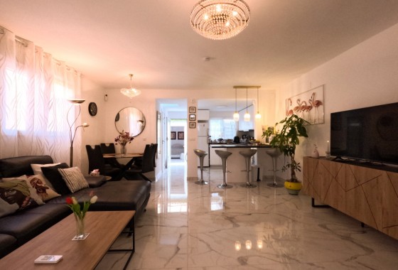 Segunda Mano - Terraced house / Townhouse - Torrevieja - El Acequión - Los Náufragos