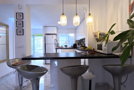 Segunda Mano - Terraced house / Townhouse - Torrevieja - El Acequión - Los Náufragos