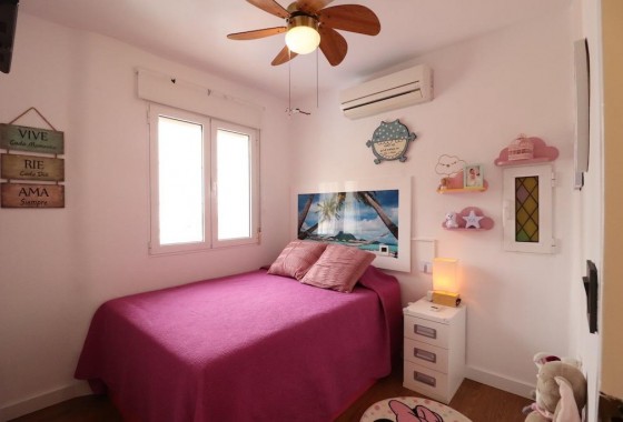 Revente - Villa - Orihuela Costa - Montezenia