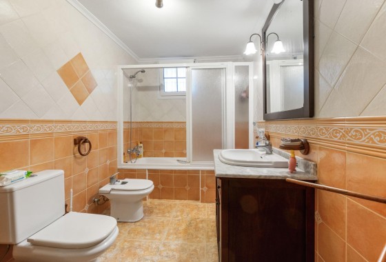 Revente - Villa - Torrevieja - Los balcones