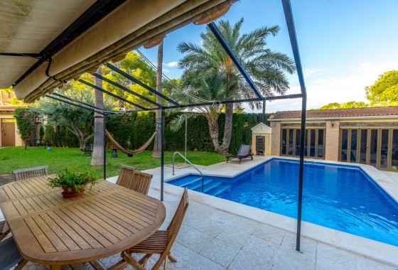 Revente - Villa - Torrevieja - Los balcones