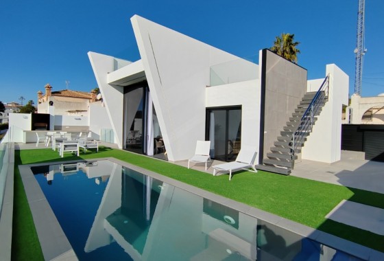 Nouvelle construction - Villa - Torrevieja - Los Balcones - Los Altos del Edén