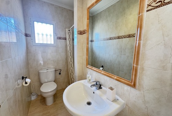 Resale - Detached Villa - Villamartin