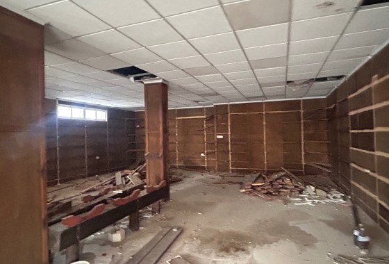 Revente - Commerce / Local - Jacarilla