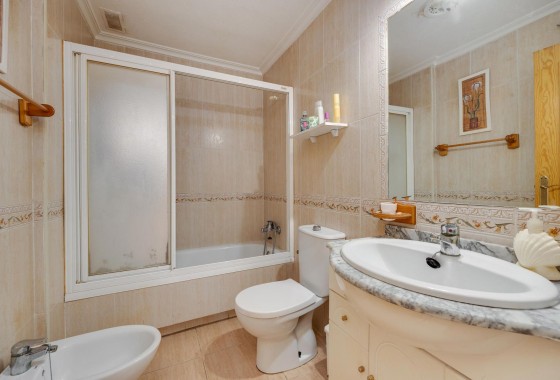Revente - Appartement - Torrevieja - Centro
