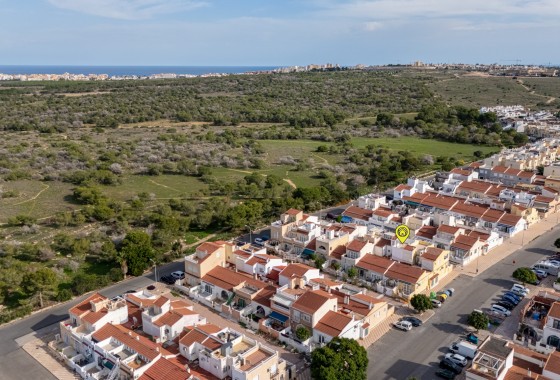 Segunda Mano - Terraced house / Townhouse - Torrevieja - La Siesta