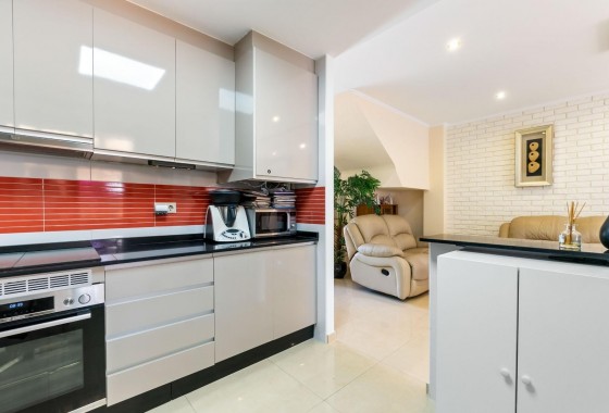 Revente - Terraced house / Townhouse - Torrevieja - Aguas nuevas 1