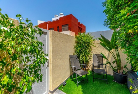 Revente - Terraced house / Townhouse - Torrevieja - Aguas nuevas 1