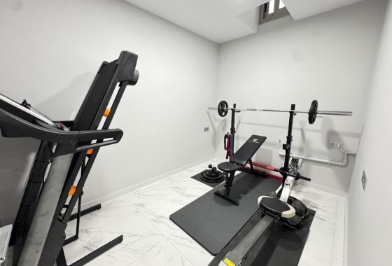 Resale - Detached Villa - Villamartin