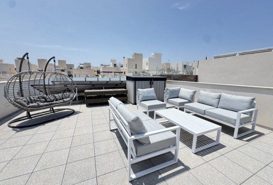 Resale - Detached Villa - Villamartin