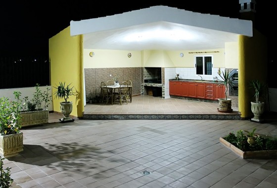 Resale - finca - Orihuela Costa - Orihuela