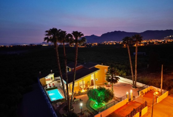 Resale - finca - Orihuela Costa - Orihuela