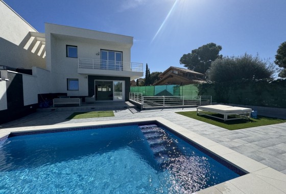Resale - Detached Villa - Los Balcones