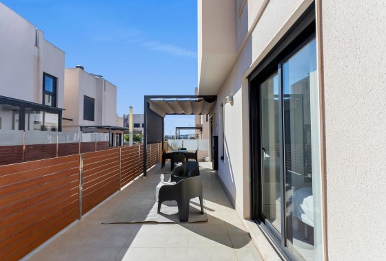 Segunda Mano - Chalet - Torrevieja - Sector 25