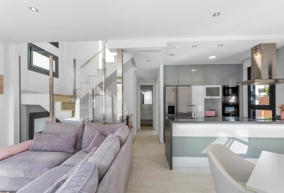 Segunda Mano - Chalet - Torrevieja - Sector 25