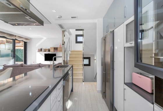 Segunda Mano - Chalet - Torrevieja - Sector 25