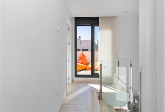 Segunda Mano - Chalet - Torrevieja - Sector 25