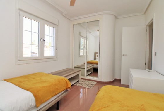 Resale - Detached Villa - Villamartin - Los Dolses