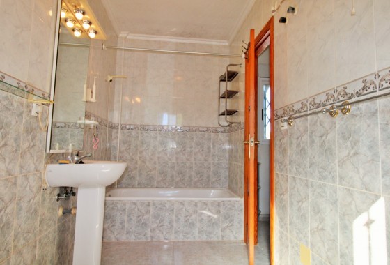 Revente - Maison mitoyenne - Villamartin