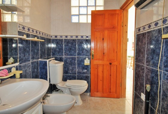 Revente - Maison mitoyenne - Villamartin