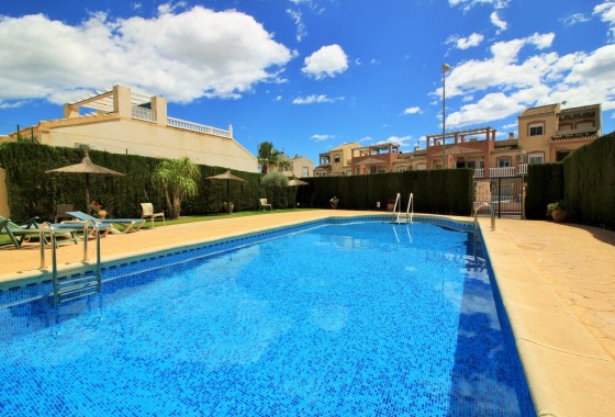 Revente - Maison mitoyenne - Villamartin