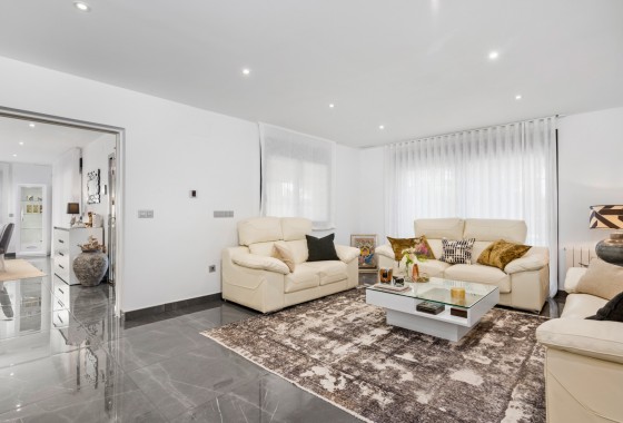 Segunda Mano - Chalet - San Juan Alicante - Frank Espinós