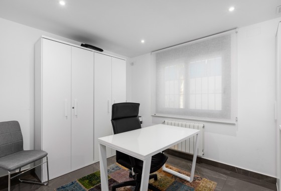 Segunda Mano - Chalet - San Juan Alicante - Frank Espinós