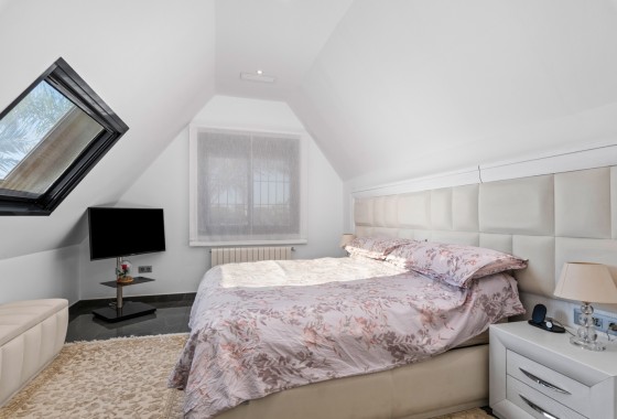 Segunda Mano - Chalet - San Juan Alicante - Frank Espinós